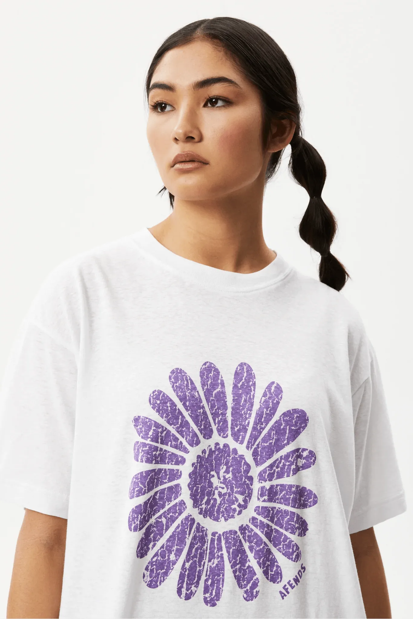 Afends daisy slay - oversized graphic t-shirt - white
