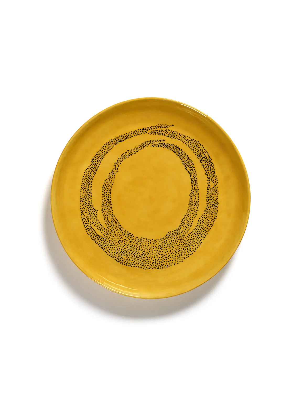 Low Serving Plates Available in 3 Styles
